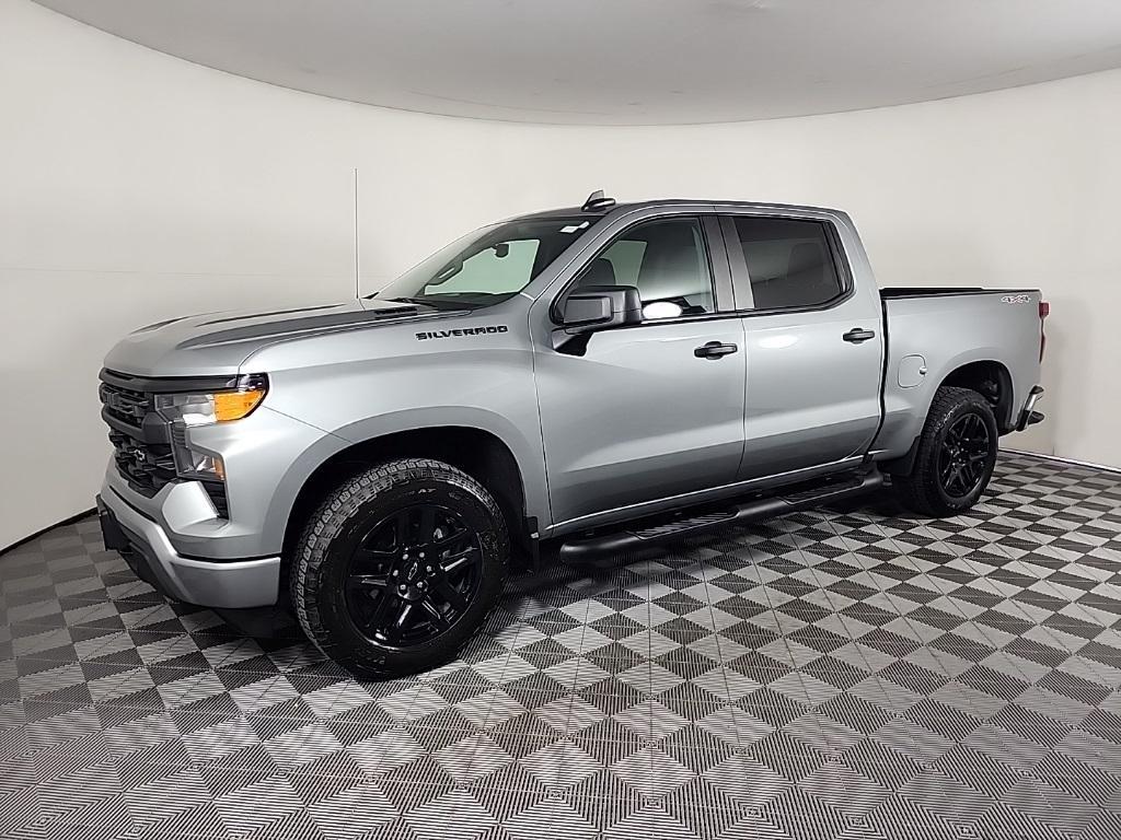 new 2025 Chevrolet Silverado 1500 car, priced at $42,999