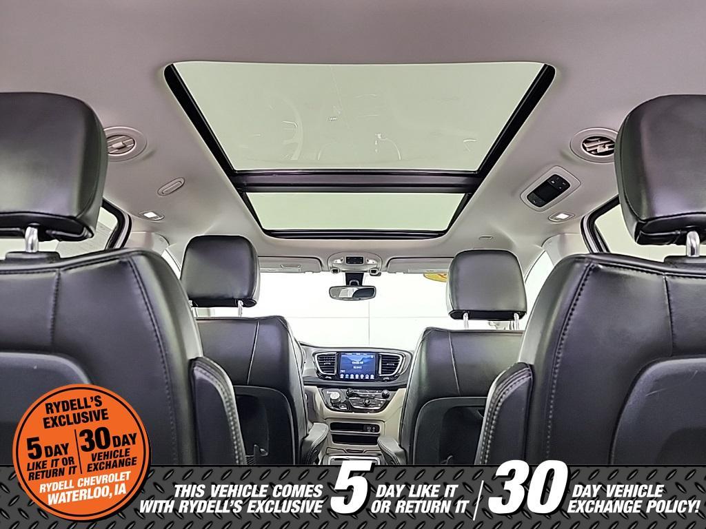 used 2019 Chrysler Pacifica car, priced at $18,922