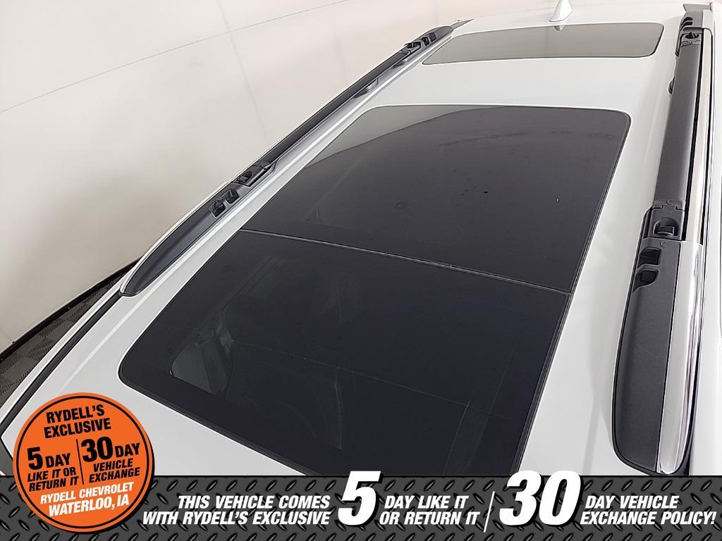 used 2019 Chrysler Pacifica car, priced at $18,922