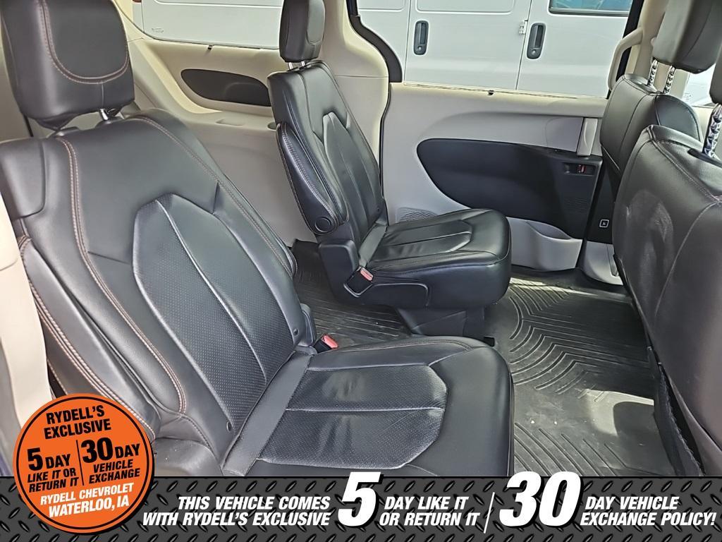 used 2020 Chrysler Pacifica car, priced at $14,991