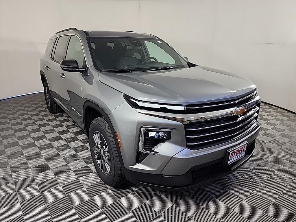 new 2025 Chevrolet Traverse car, priced at $44,545