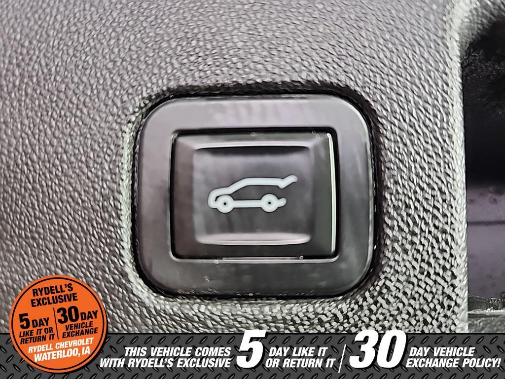 used 2019 Chevrolet Equinox car, priced at $24,991