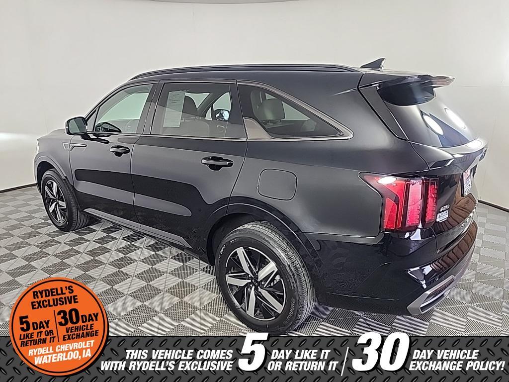 used 2021 Kia Sorento car, priced at $27,491