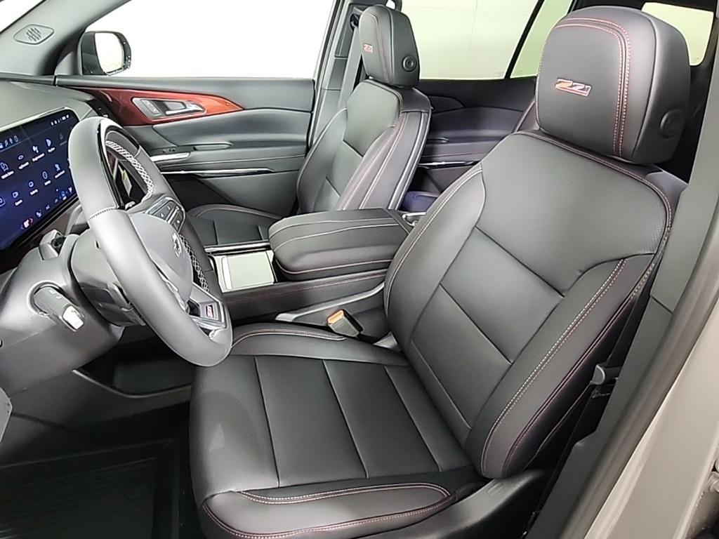 new 2026 Chevrolet Traverse car, priced at $58,479