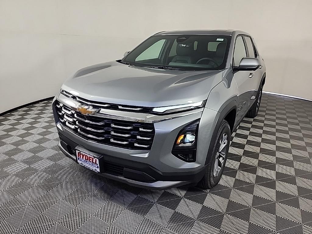 new 2026 Chevrolet Equinox car, priced at $34,290
