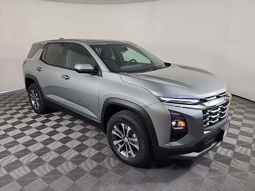 new 2026 Chevrolet Equinox car, priced at $34,290