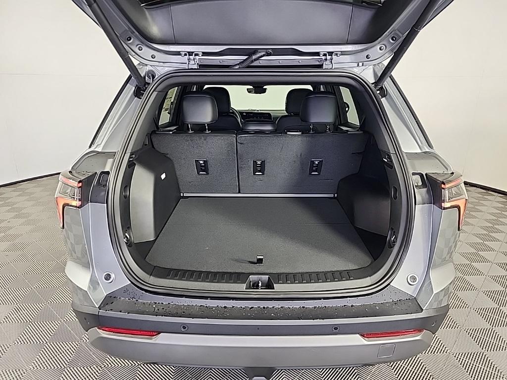 new 2026 Chevrolet Equinox car, priced at $34,290