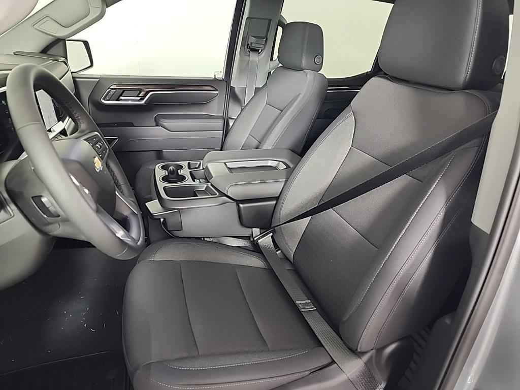 new 2025 Chevrolet Silverado 1500 car, priced at $47,181