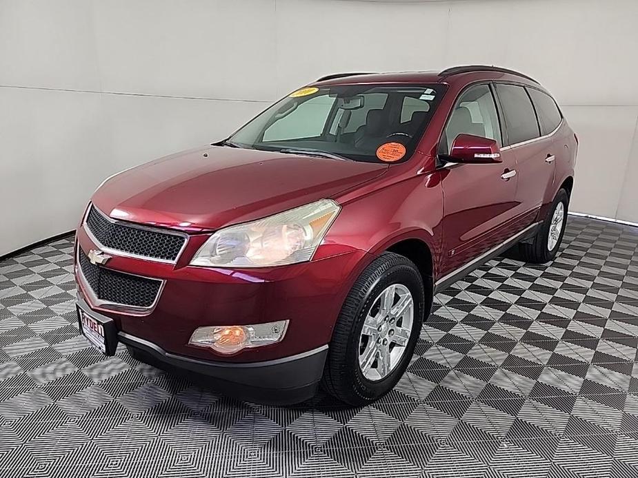 used 2010 Chevrolet Traverse car, priced at $5,991