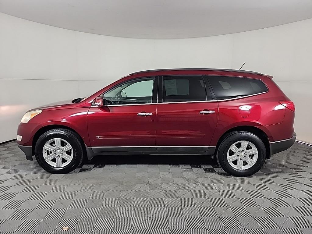 used 2010 Chevrolet Traverse car, priced at $5,991