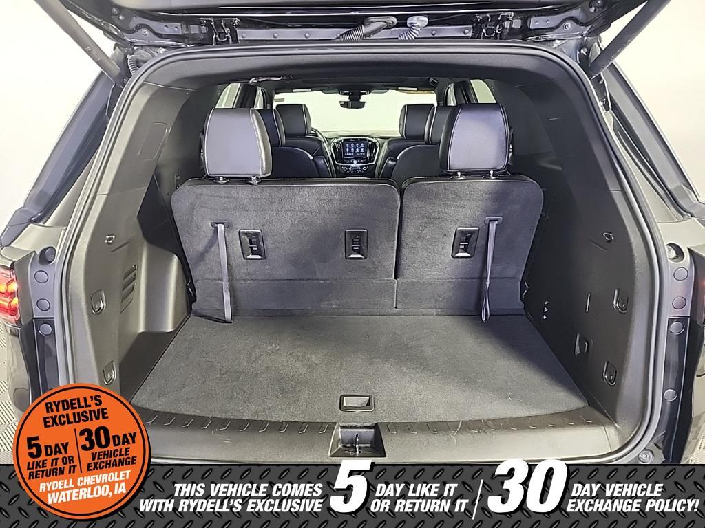used 2023 Chevrolet Traverse car, priced at $43,991
