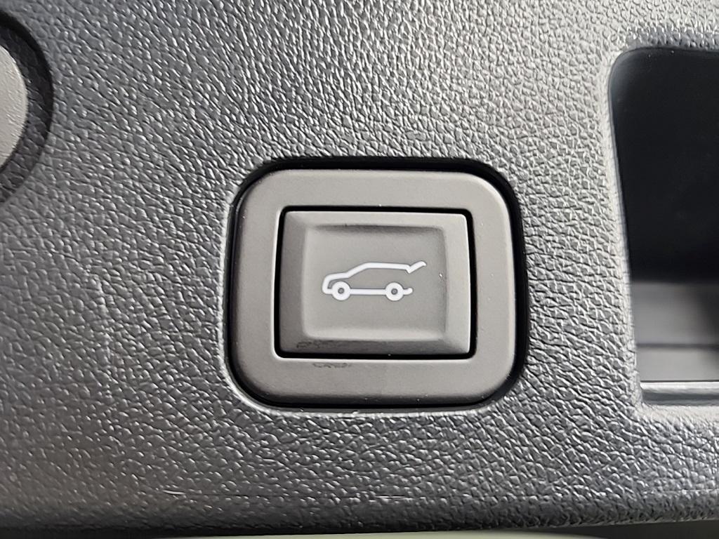 new 2026 Chevrolet Equinox car, priced at $34,290