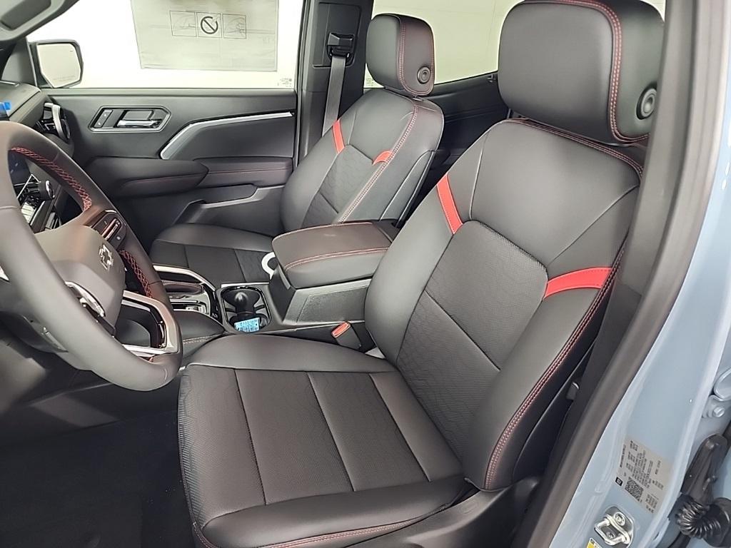 new 2025 Chevrolet Colorado car, priced at $47,540