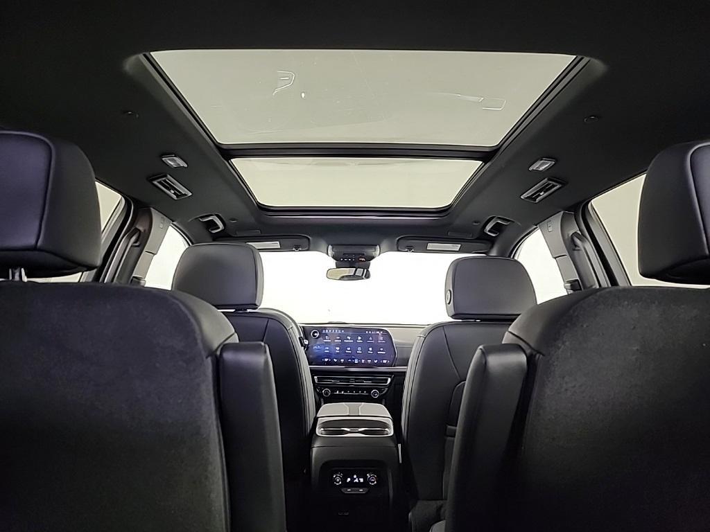 new 2025 Chevrolet Traverse car, priced at $50,795