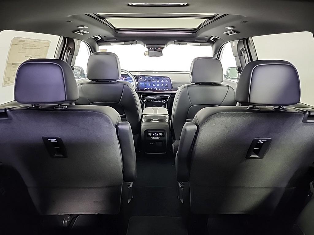 new 2025 Chevrolet Traverse car, priced at $50,795