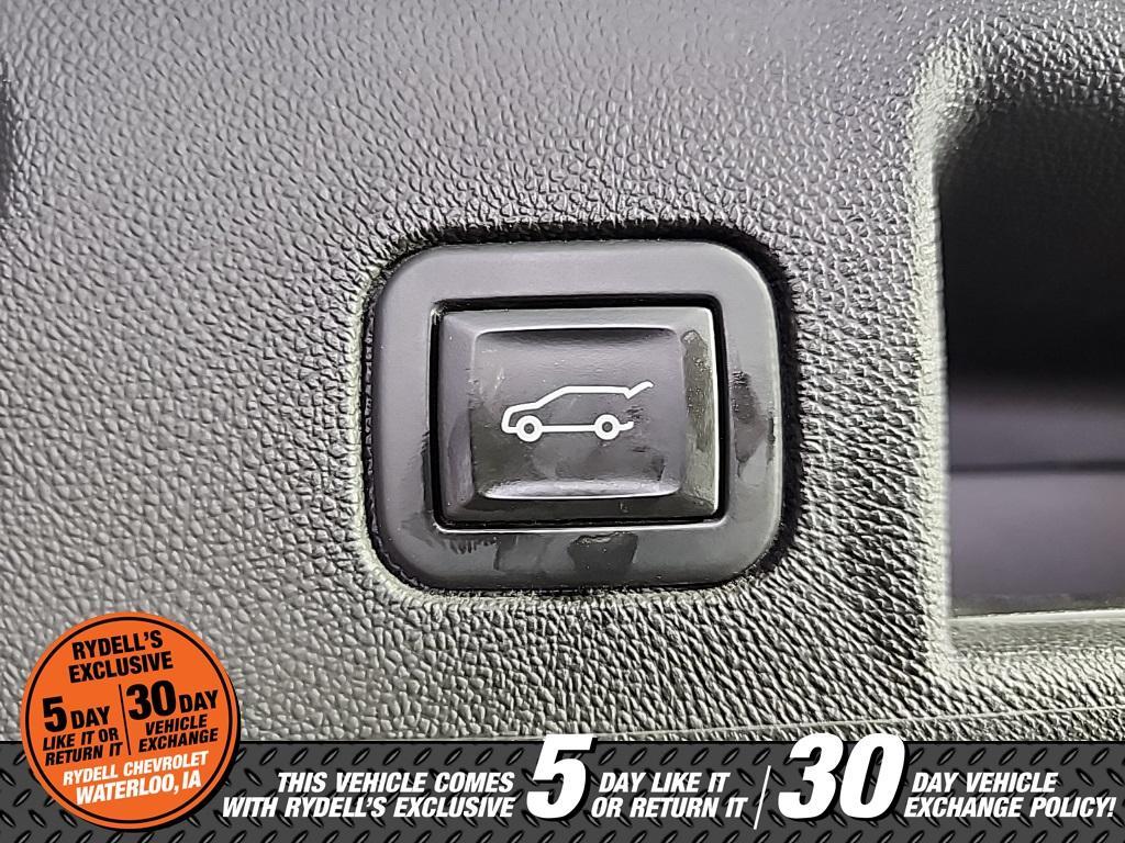 used 2022 Chevrolet Equinox car, priced at $25,491
