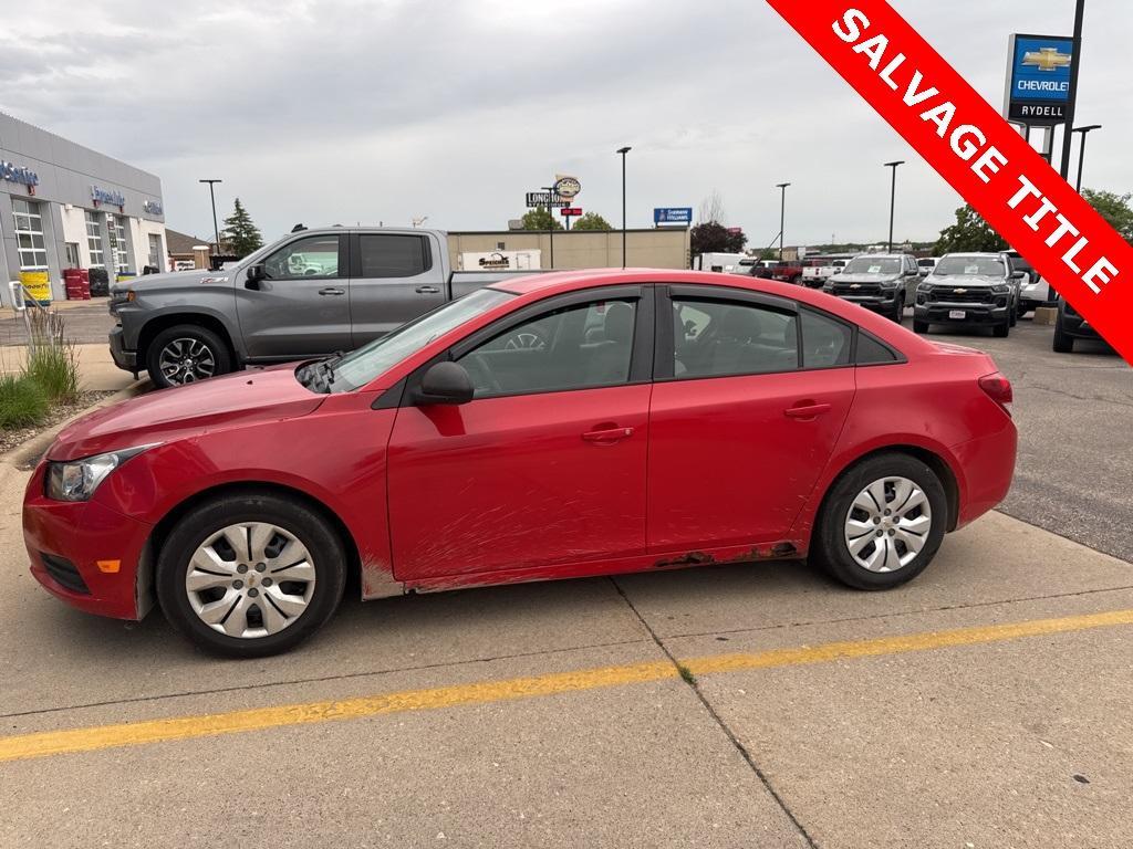 used 2014 Chevrolet Cruze car, priced at $1,900