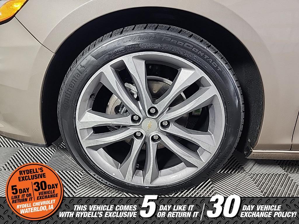 used 2024 Chevrolet Malibu car, priced at $25,991