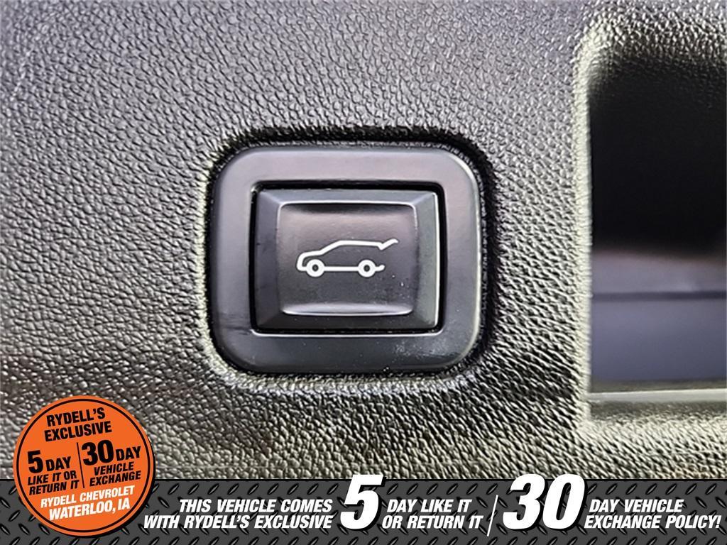 used 2022 Chevrolet Equinox car, priced at $25,882