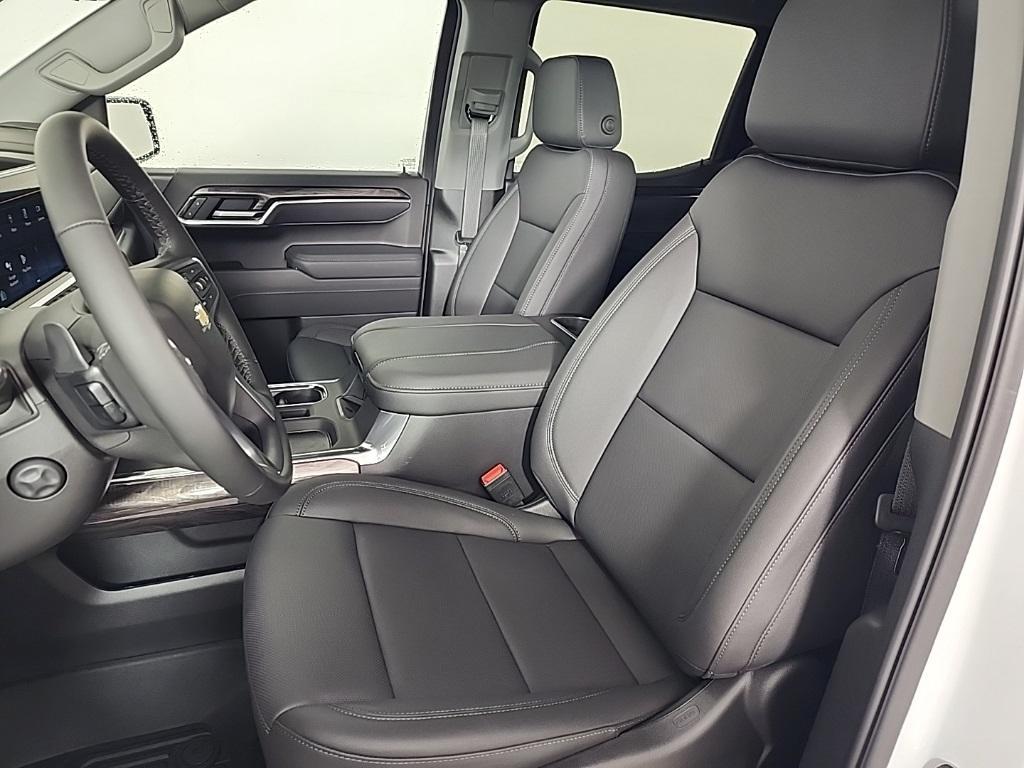 new 2025 Chevrolet Silverado 1500 car, priced at $61,225
