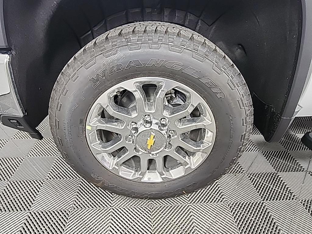 new 2025 Chevrolet Silverado 2500 car, priced at $77,225