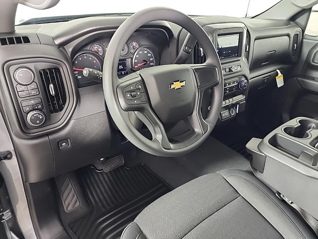 new 2025 Chevrolet Silverado 1500 car, priced at $43,387