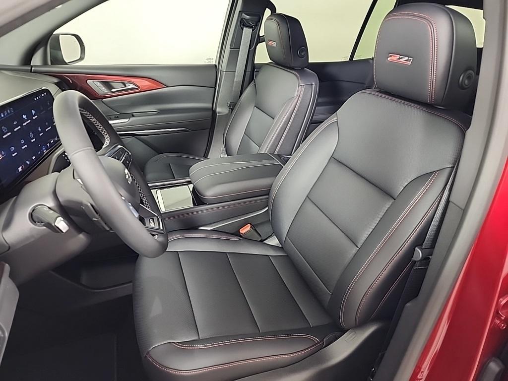 new 2026 Chevrolet Traverse car, priced at $52,515