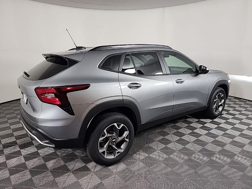 new 2025 Chevrolet Trax car, priced at $24,610