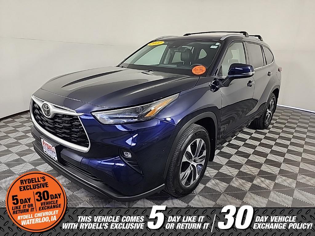 used 2022 Toyota Highlander car, priced at $41,891