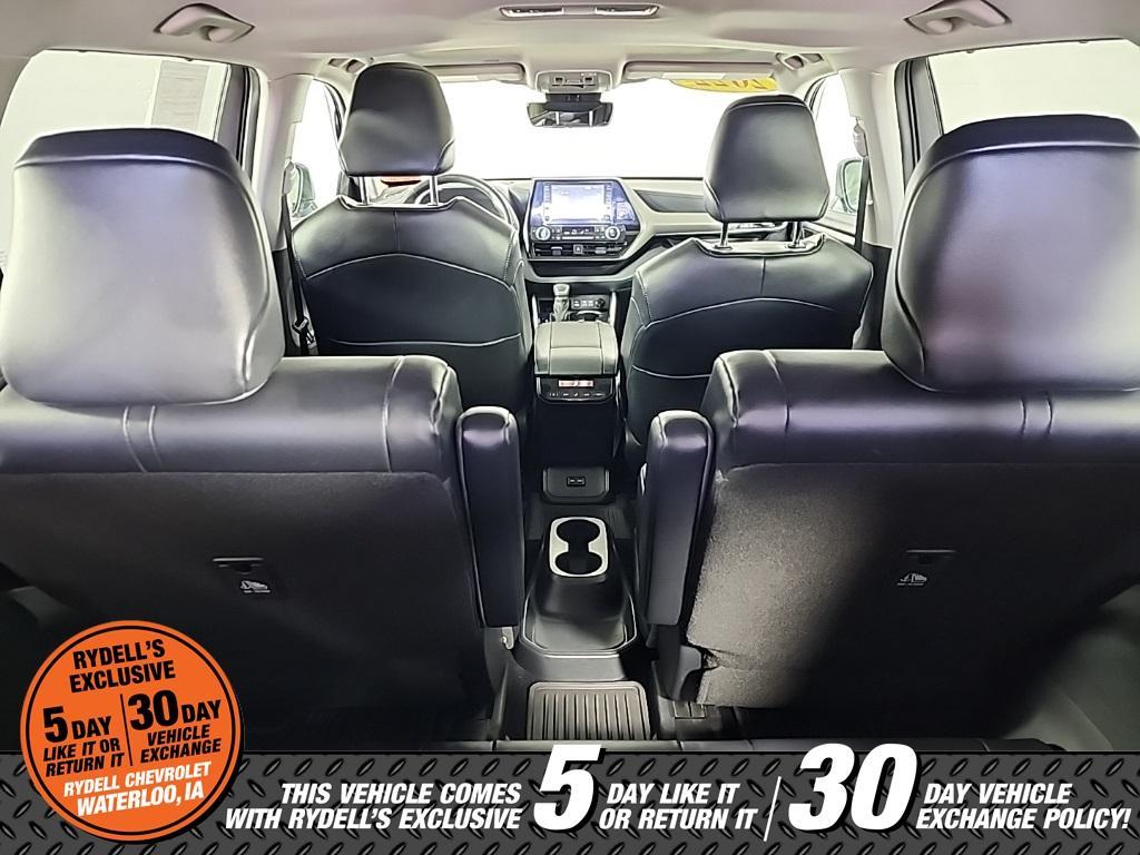 used 2022 Toyota Highlander car, priced at $41,891
