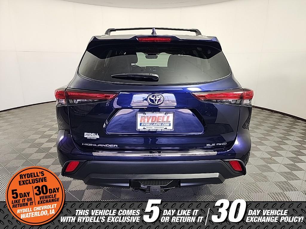 used 2022 Toyota Highlander car, priced at $41,891