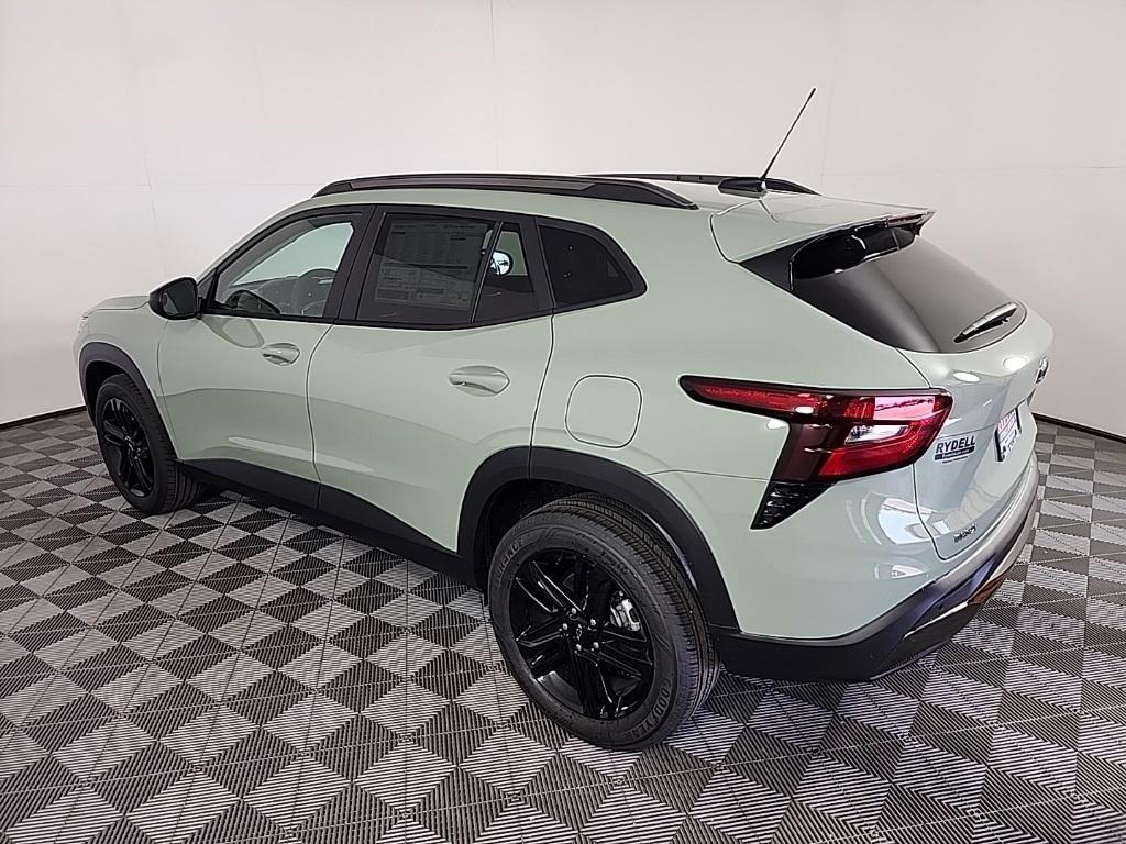 new 2025 Chevrolet Trax car, priced at $26,959