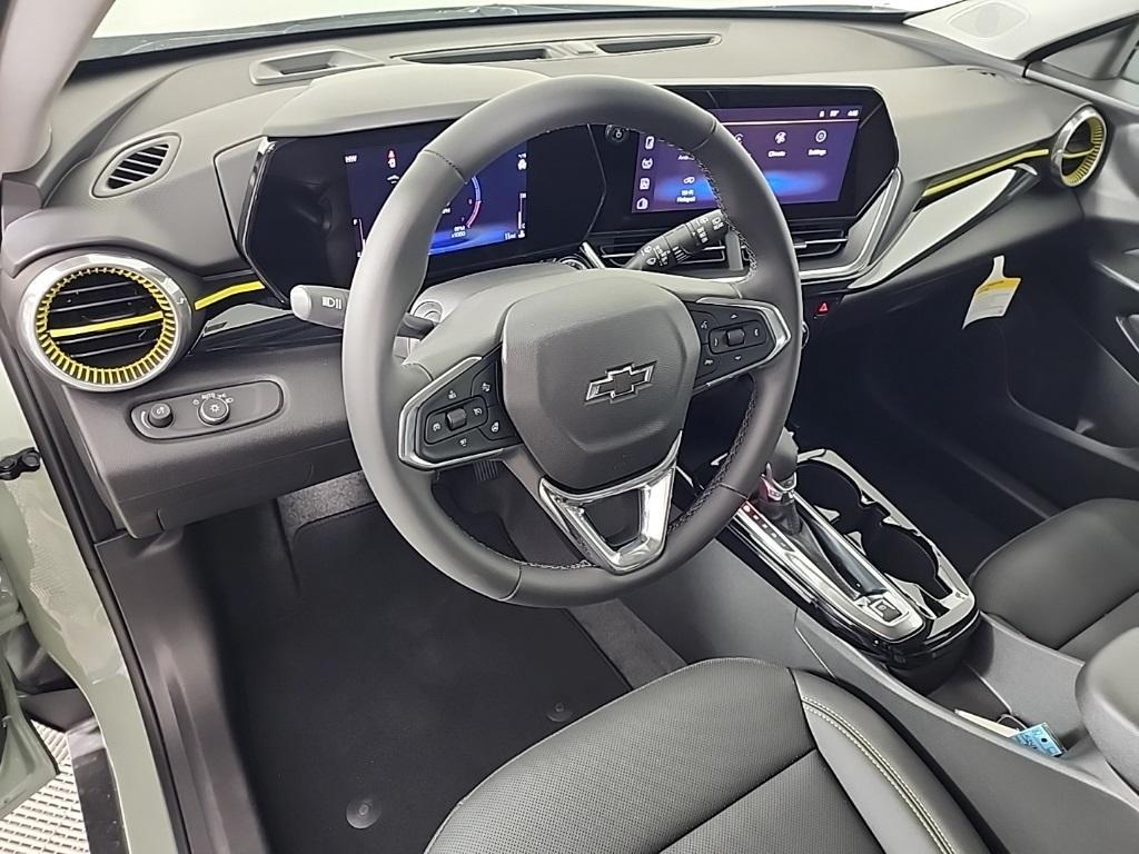 new 2025 Chevrolet Trax car, priced at $25,815