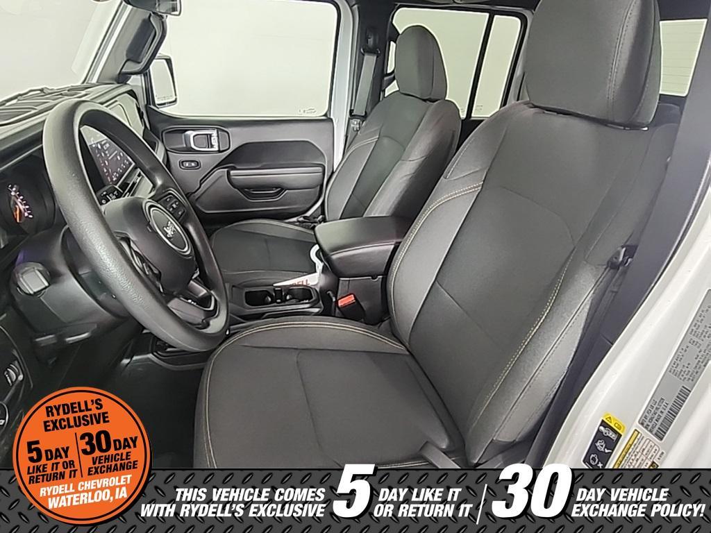 used 2024 Jeep Gladiator car, priced at $38,491