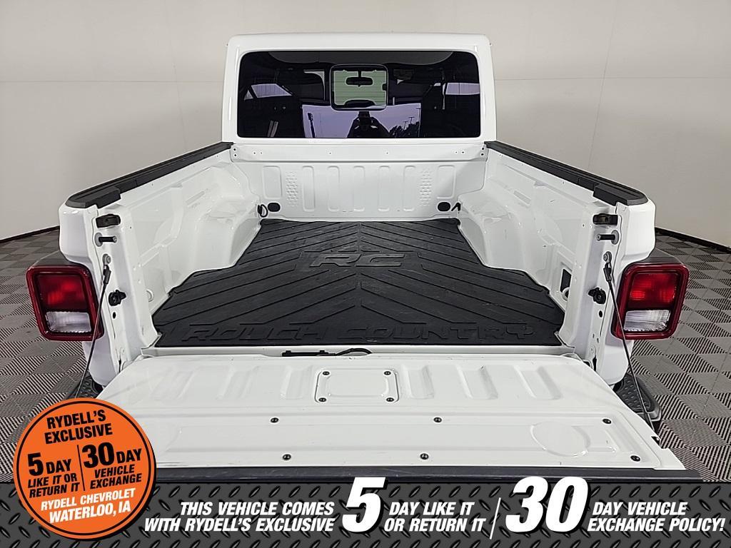 used 2024 Jeep Gladiator car, priced at $38,491