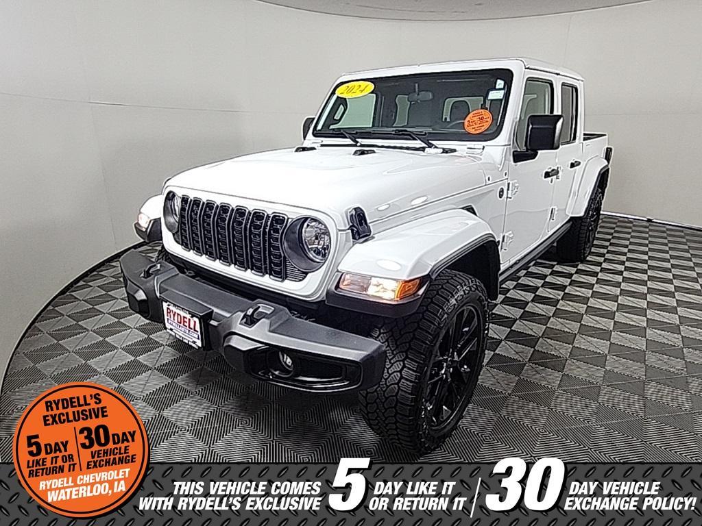 used 2024 Jeep Gladiator car, priced at $38,491