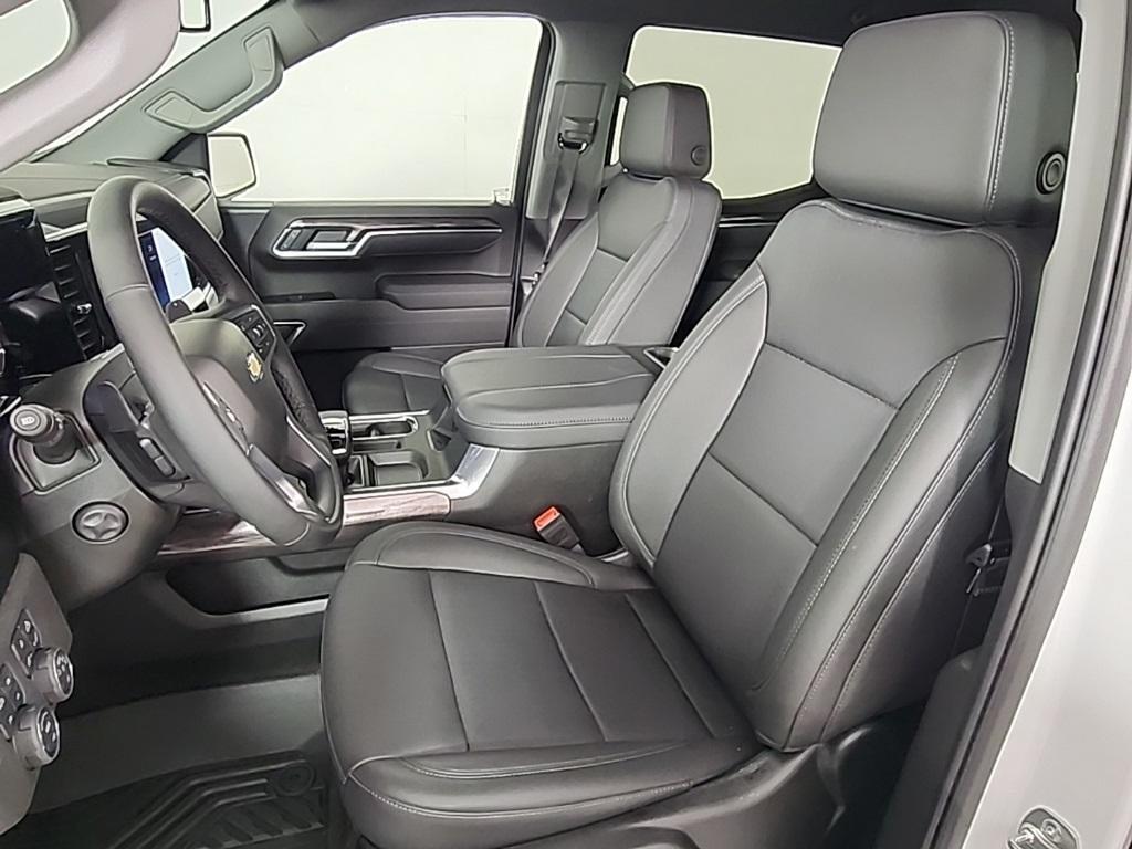 new 2025 Chevrolet Silverado 1500 car, priced at $57,258