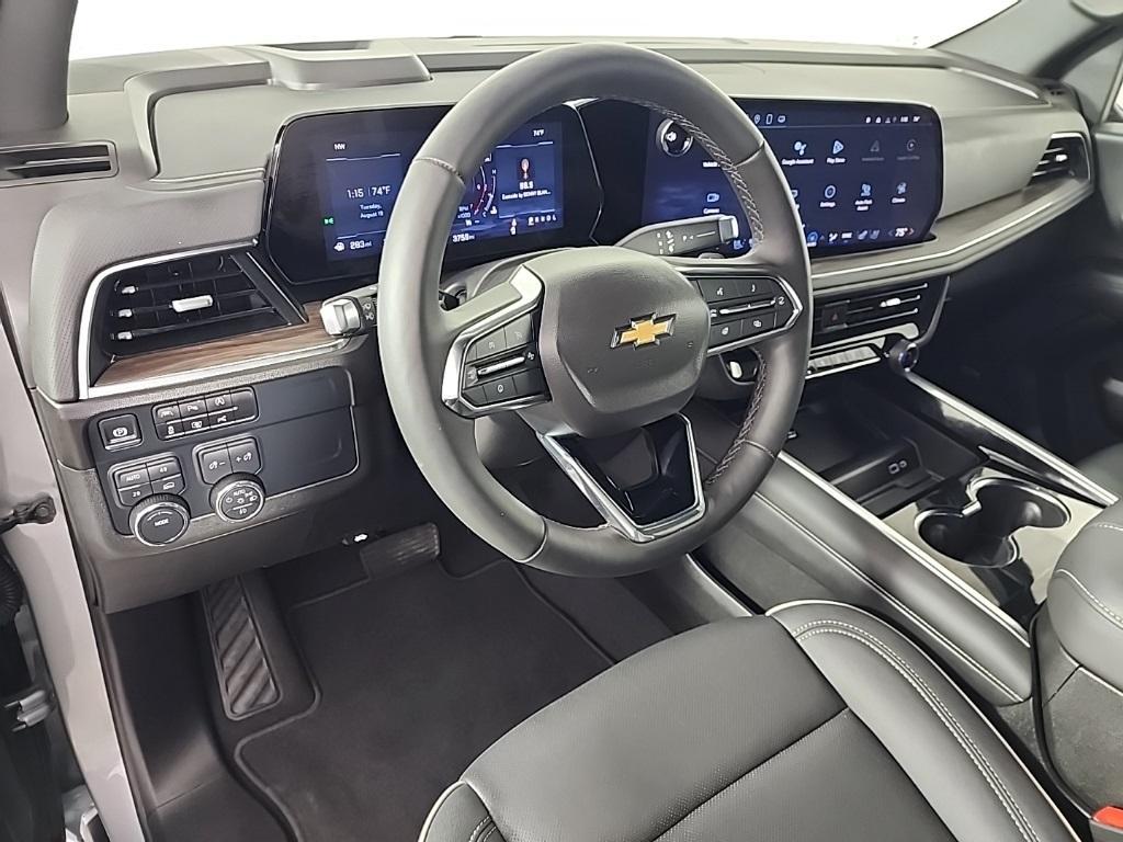 new 2025 Chevrolet Suburban car, priced at $74,999