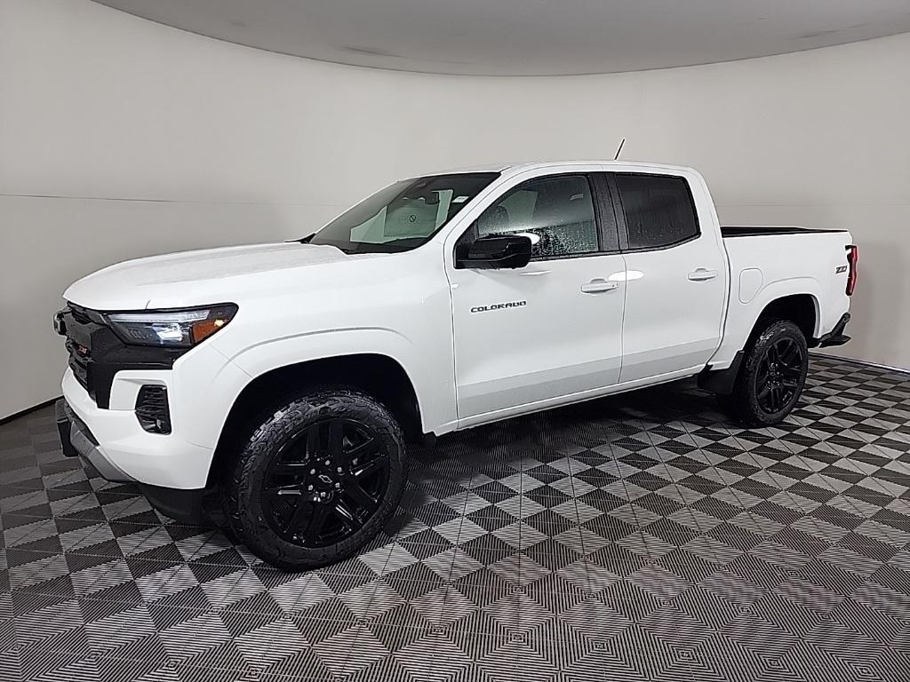 new 2025 Chevrolet Colorado car, priced at $48,815