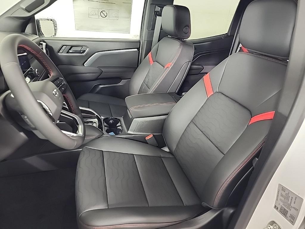 new 2025 Chevrolet Colorado car, priced at $48,815