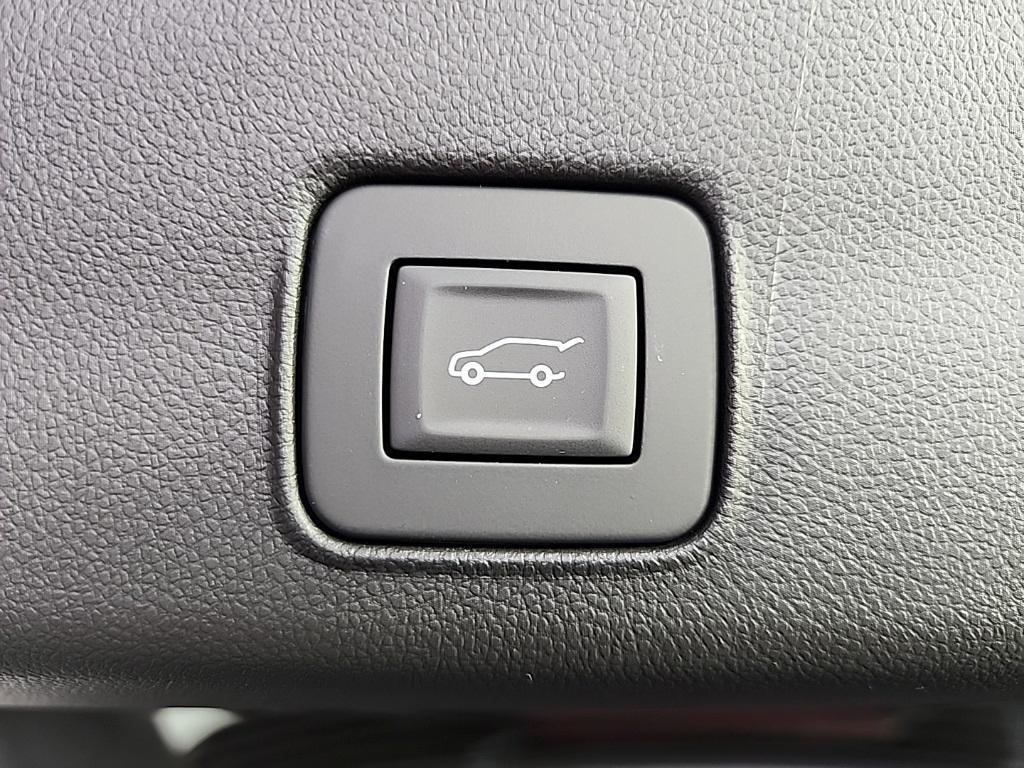 new 2025 Chevrolet TrailBlazer car, priced at $32,670
