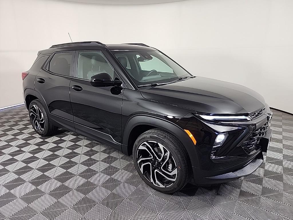 new 2025 Chevrolet TrailBlazer car, priced at $32,670
