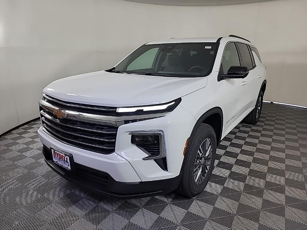 new 2025 Chevrolet Traverse car, priced at $40,195