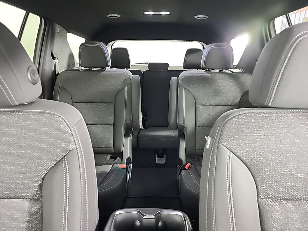 new 2025 Chevrolet Traverse car, priced at $40,195