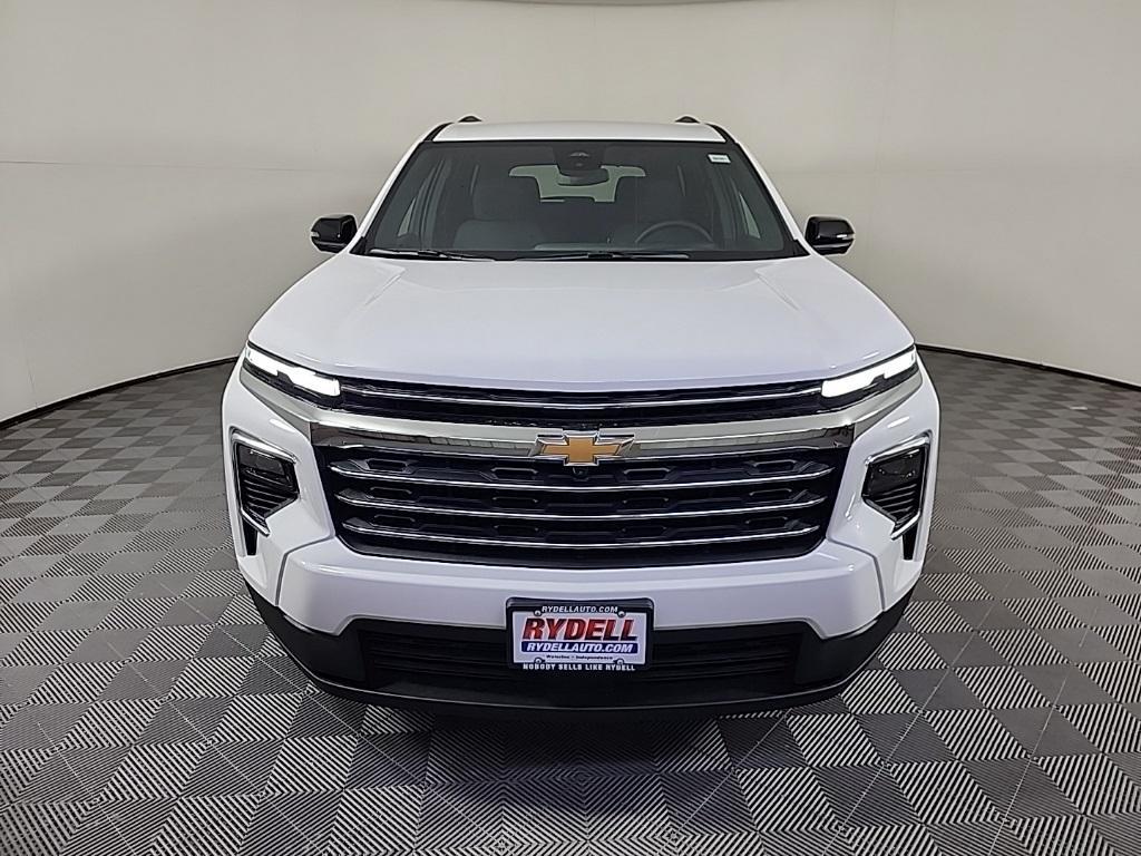 new 2025 Chevrolet Traverse car, priced at $40,195
