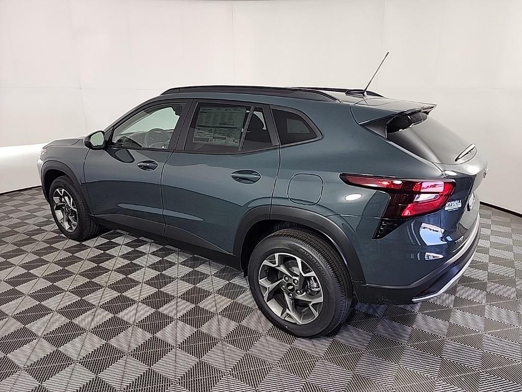 new 2025 Chevrolet Trax car, priced at $24,610