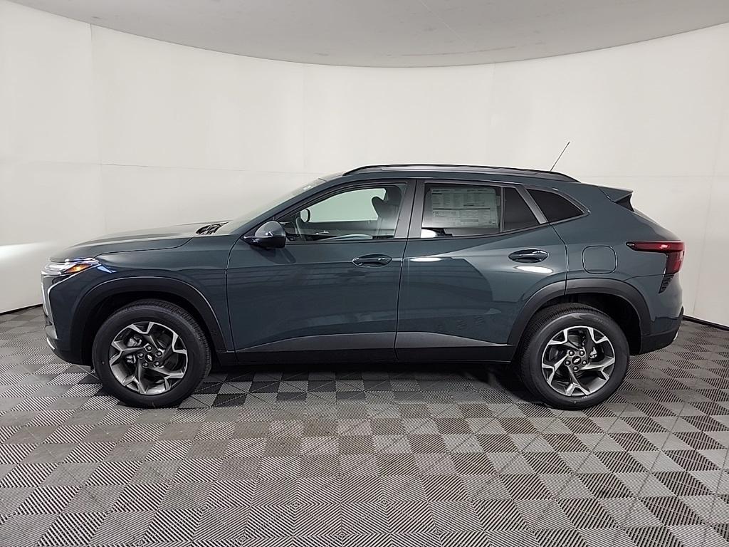 new 2025 Chevrolet Trax car, priced at $24,610