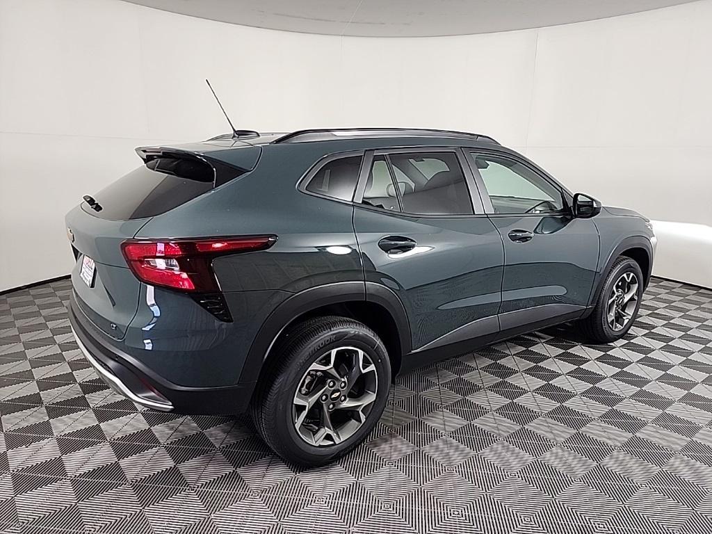 new 2025 Chevrolet Trax car, priced at $24,610