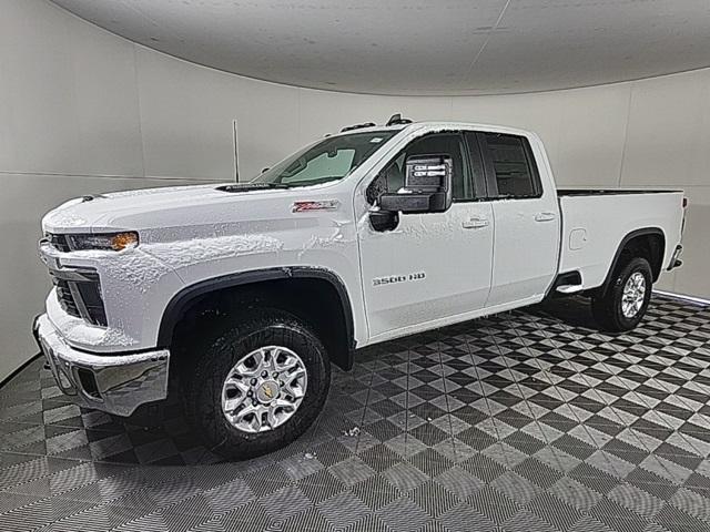 new 2025 Chevrolet Silverado 3500 car, priced at $71,495