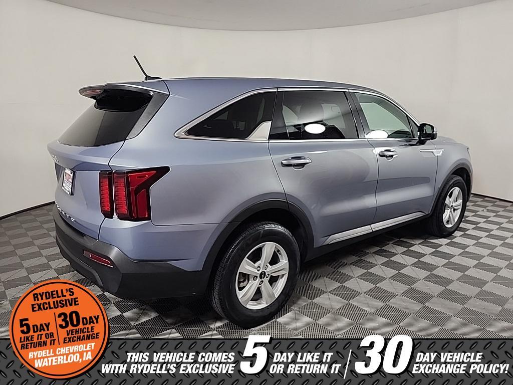 used 2022 Kia Sorento car, priced at $22,991